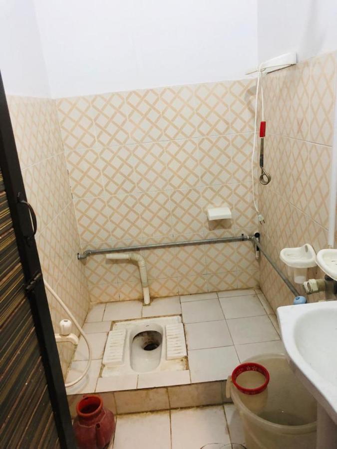Zara Residence 1 Saidu Sharif Экстерьер фото