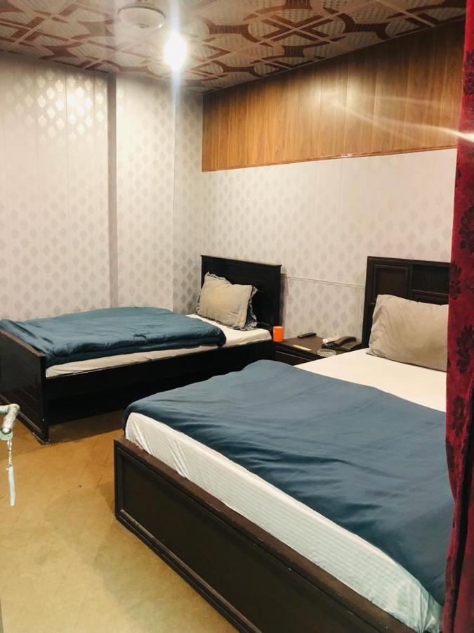 Zara Residence 1 Saidu Sharif Экстерьер фото
